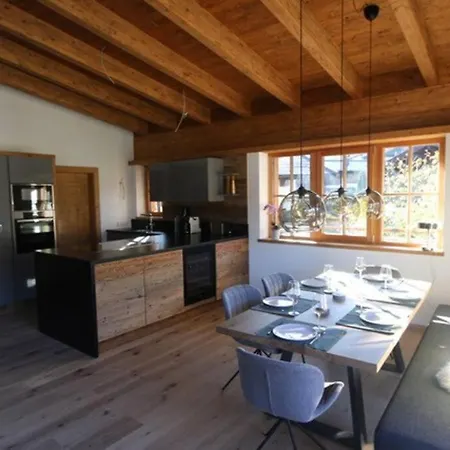 Alpenchalet Sonnenglueck In Bei Kitzbuehel Casa de Férias